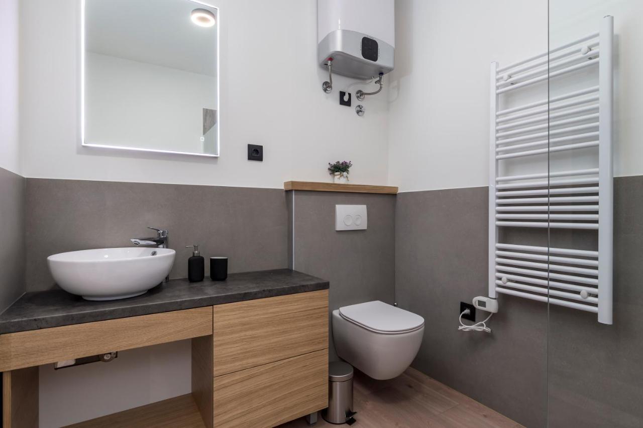 Deluxe Apartments "In The Center" Rijeka Exterior foto